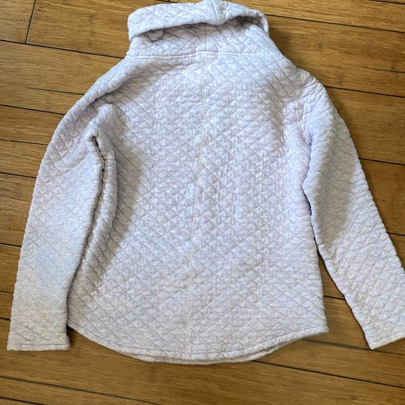Orvis quilted pullover. Light lavender size Sm. Long sleeved. - Picture 6 of 9